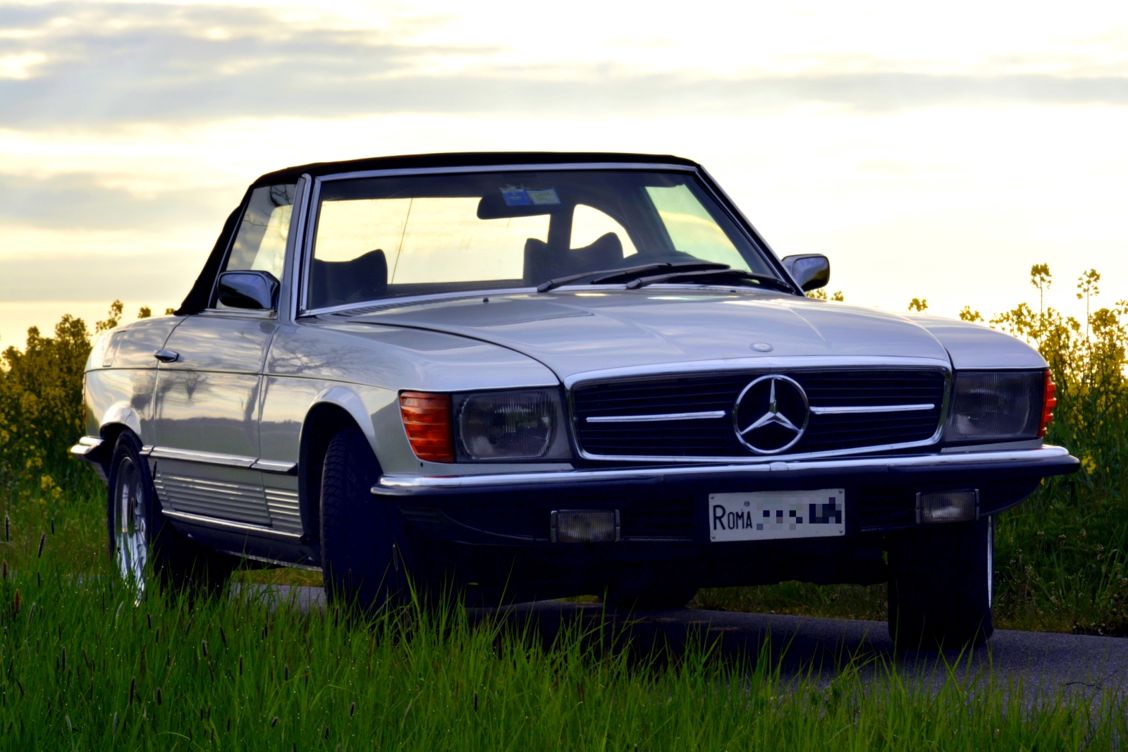 Mercedes R107 aus Rom - Instandsetzung Karosserie & Gasanlage