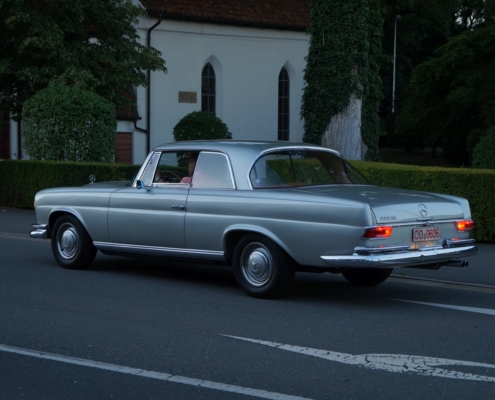 Der MB W111 - eine Brücke zwischen Historie und Moderne